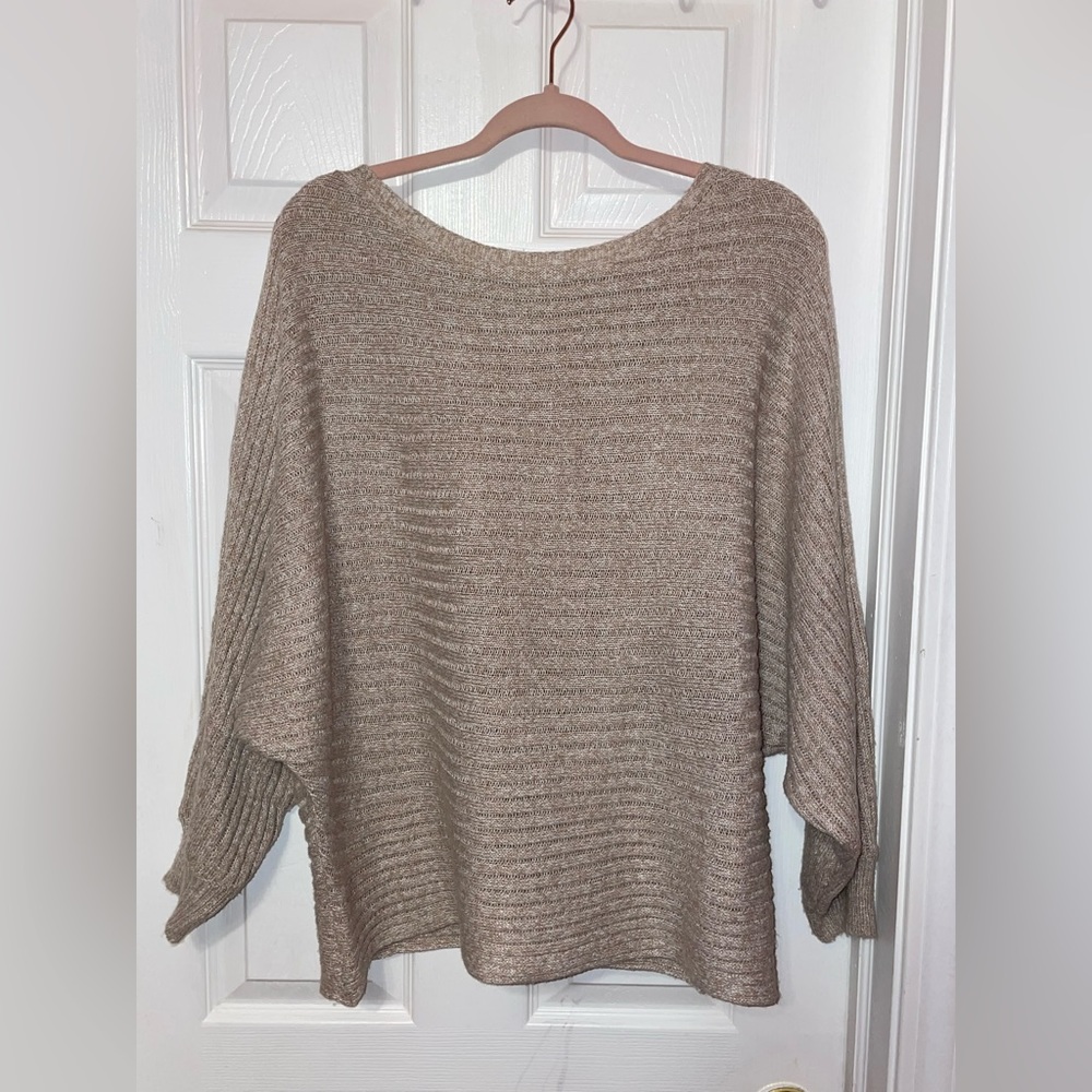 Tan/khaki women’s oversized fall sweater